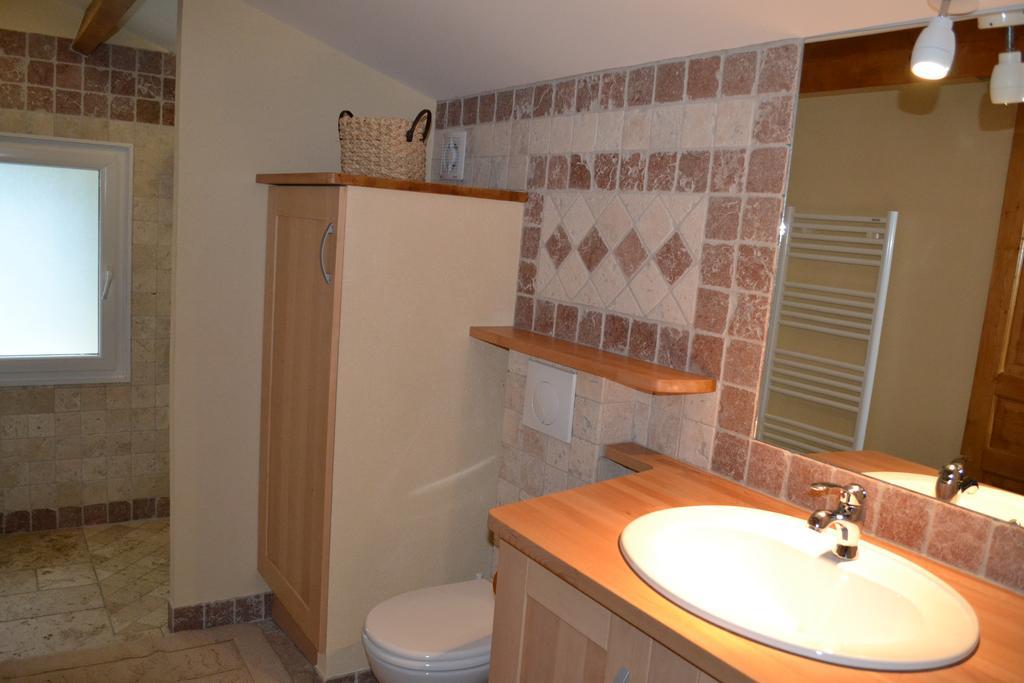 Le Refuge Bed & Breakfast Mornas Luaran gambar